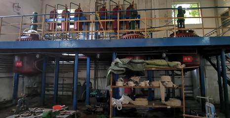 企業(yè)另有發(fā)展處理天車 反應(yīng)釜
